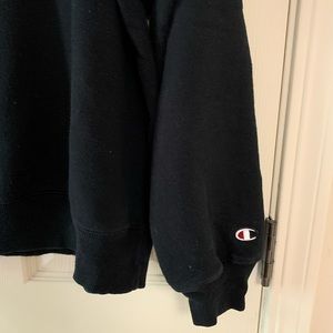 Champion Shirts - Men’s black Champion crew neck sweatshirt size XL Champion Shirts - Men’s black Champion crew neck sweatshirt size XL